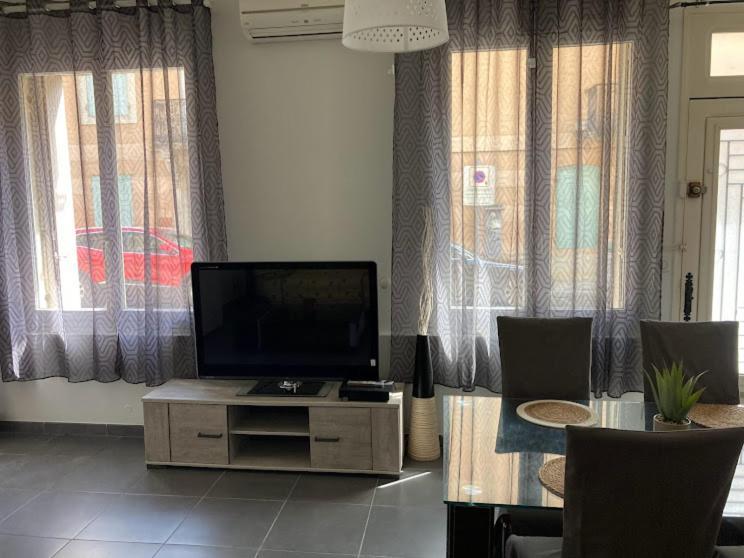Apartament Bienvenue Chez Shiva Châteauneuf-du-Pape Zewnętrze zdjęcie